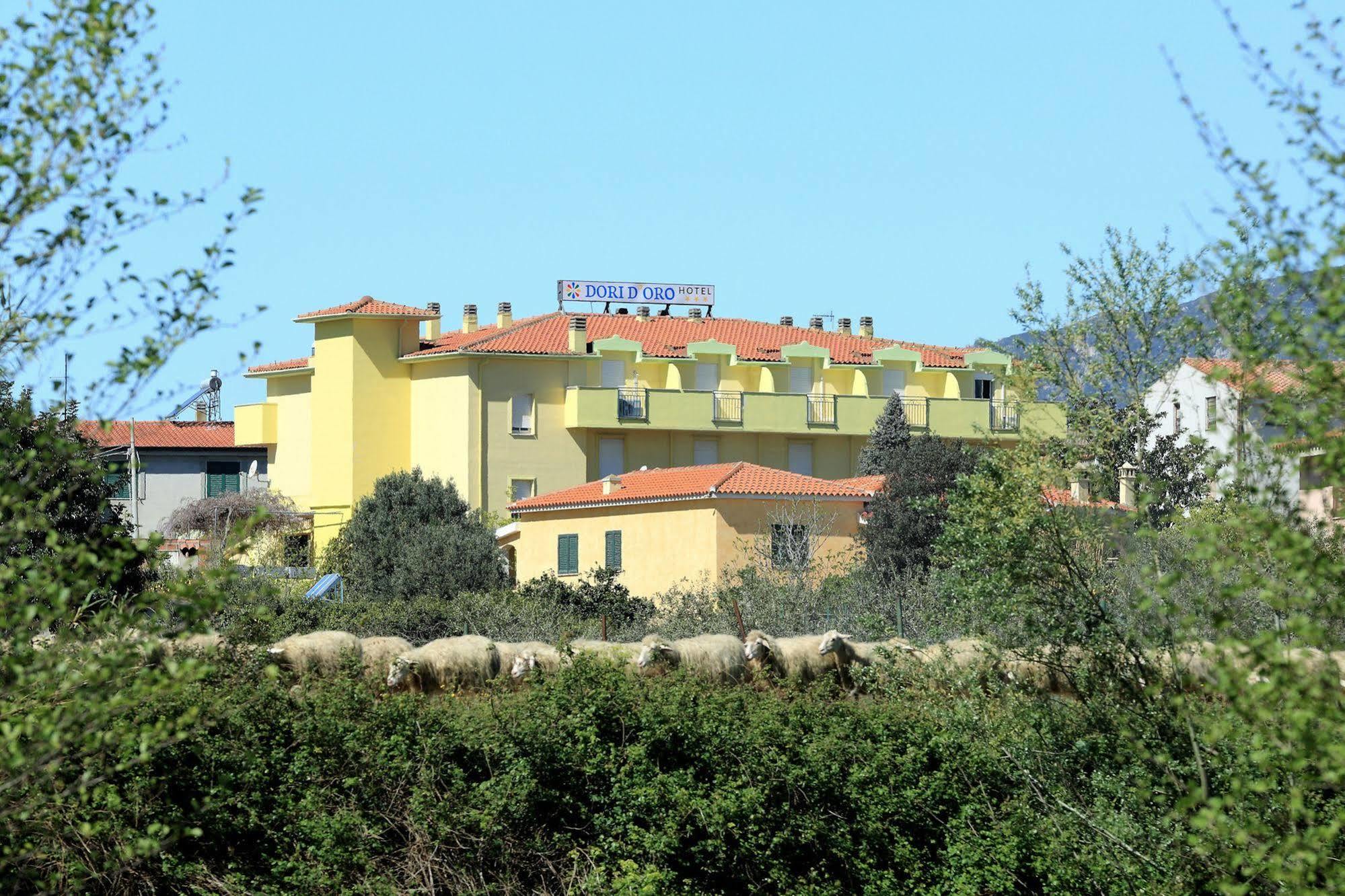 Hotel Dori D'Oro Orosei Exteriör bild